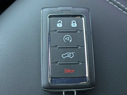 New 2025 Jeep Grand Cherokee Altitude RWD image 26