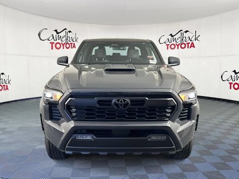 Used 2025 Toyota Tacoma TRD Sport RWD image 2