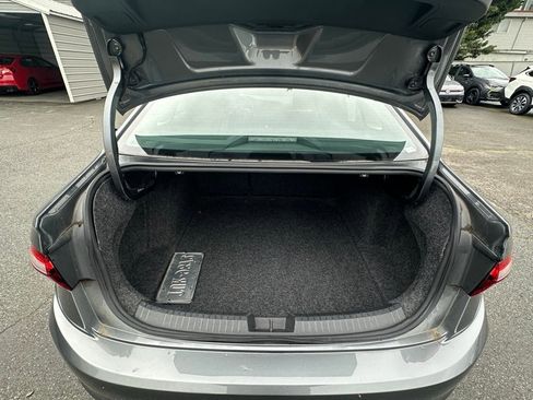 Used 2021 Volkswagen Jetta S image 9