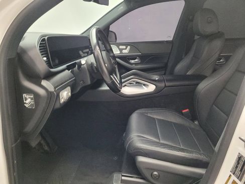 Used 2020 Mercedes-Benz GLE 350 w/ Premium Package image 17