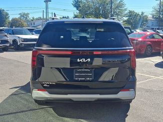 Used 2025 Kia Carnival EX FWD video 3