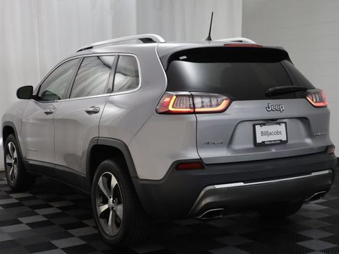 Used 2019 Jeep Cherokee Limited AWD/4WD image 14