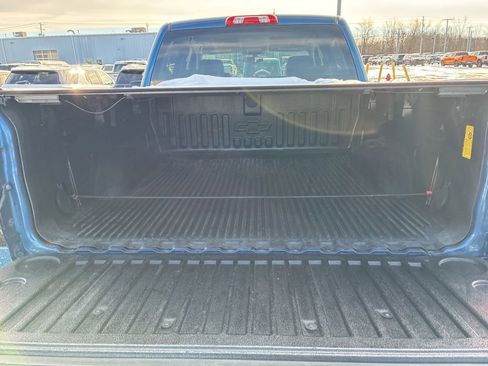 Used 2018 Chevrolet Silverado 1500 LT w/ All Star Edition image 28