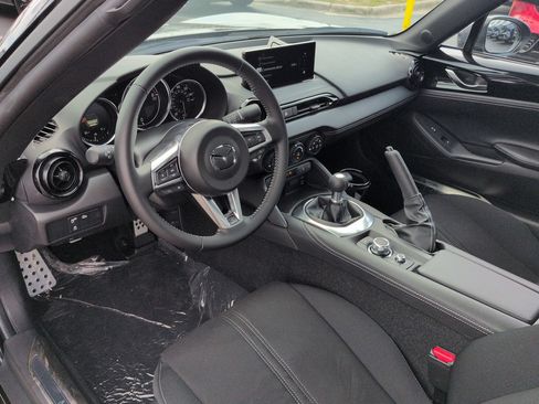 New 2026 MAZDA MX-5 Miata Club w/ Interior Package RWD image 14