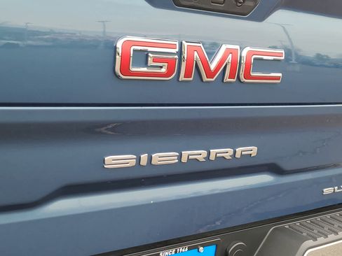 Used 2024 GMC Sierra 1500 SLT image 15
