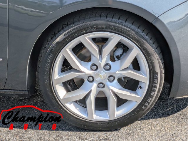 Used 2018 Chevrolet Impala Premier FWD image 12
