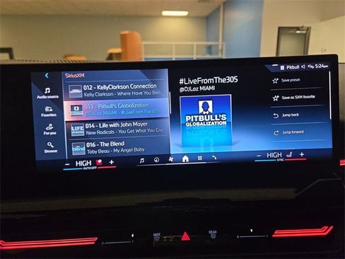 Used 2024 BMW 530i image 16