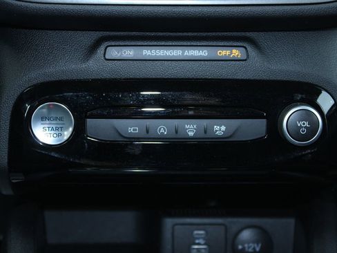 Used 2023 Ford Escape Active w/ Tech Pack #2 AWD/4WD image 22