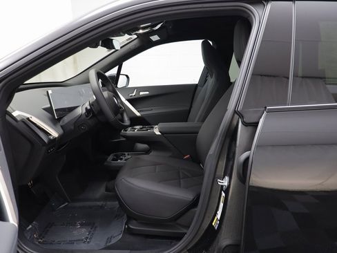 New 2026 BMW iX xDrive60 w/ Premium Package image 5