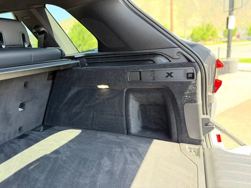 Used 2023 BMW X5 sDrive40i w/ M Sport Package RWD image 15