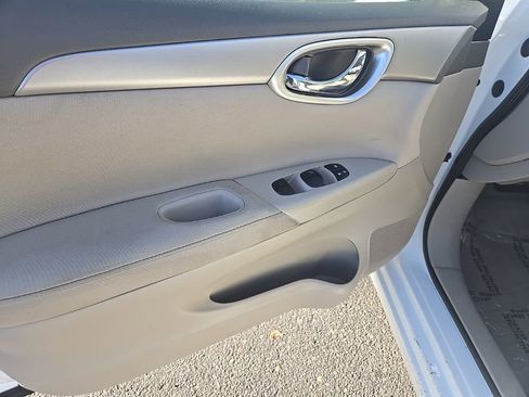 Used 2014 Nissan Sentra FE+ SV image 9