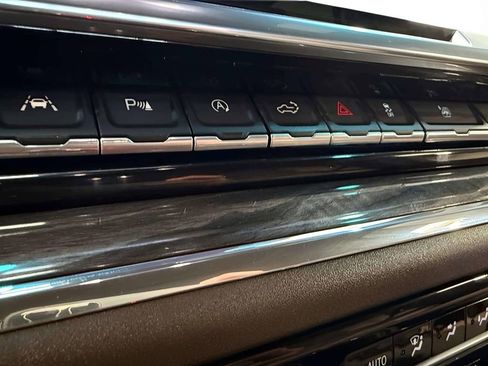 Used 2023 Chevrolet Silverado 1500 LTZ w/ LTZ Premium Package AWD/4WD image 30