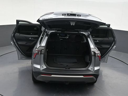 Used 2026 Chevrolet Equinox LT w/ Midnight Edition FWD image 40
