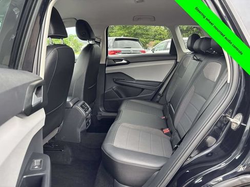Used 2022 Volkswagen Taos SE AWD/4WD image 23