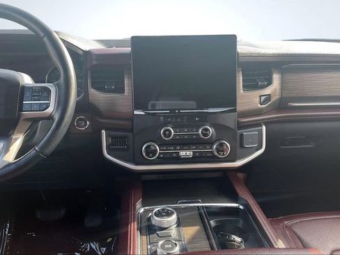 Certified 2023 Ford Expedition Limited image 6