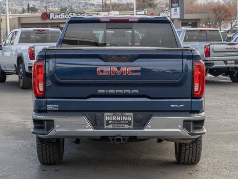 Certified 2022 GMC Sierra 1500 SLT w/ SLT Premium Plus Package image 4