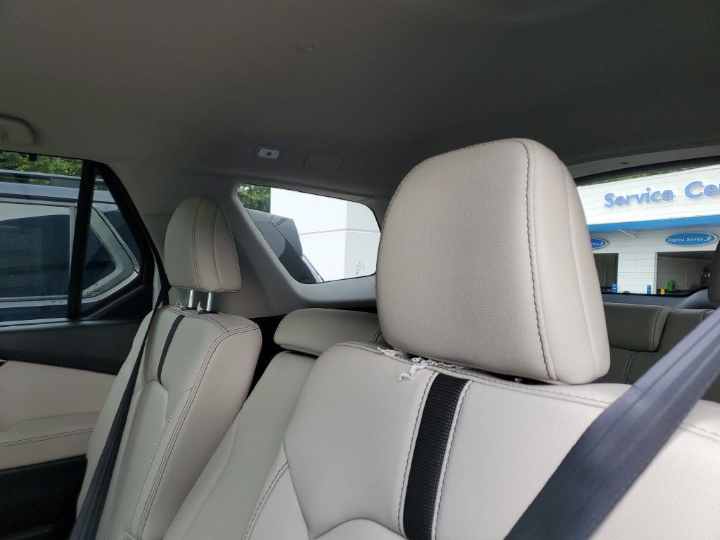 New 2026 Honda Pilot EX-L image 8