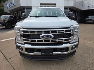 New 2026 Ford F550 4x4 Regular Cab Super Duty w/ XL Chrome Package video 2