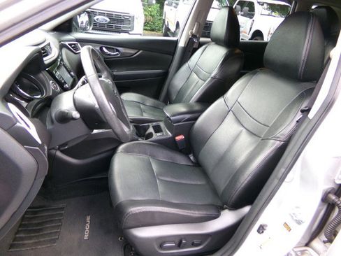 Used 2016 Nissan Rogue SL w/ SL Premium Package image 15