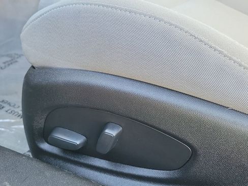 Used 2019 Chevrolet Camaro LT image 16