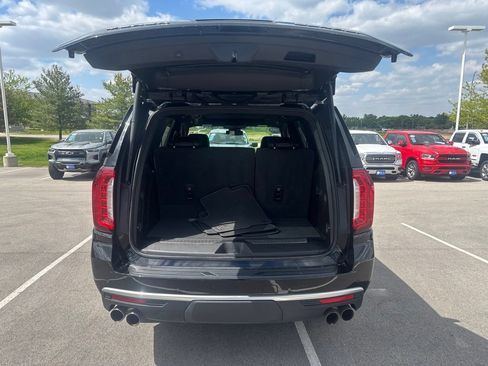 Used 2024 GMC Yukon Denali w/ Max Trailering Package AWD/4WD image 12