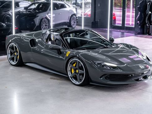 Used 2023 Ferrari 296 GTS RWD image 1