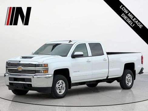 Used 2018 Chevrolet Silverado 2500 LT AWD/4WD image 1