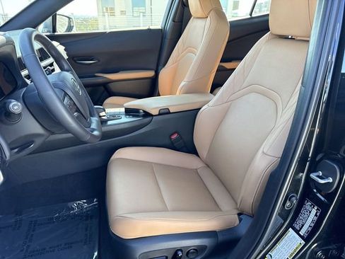 Certified 2025 Lexus UX 300h 300h Premium w/ Accessory Package (Z1) image 11