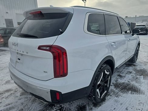 Used 2024 Kia Telluride S w/ S Sunroof Package image 7