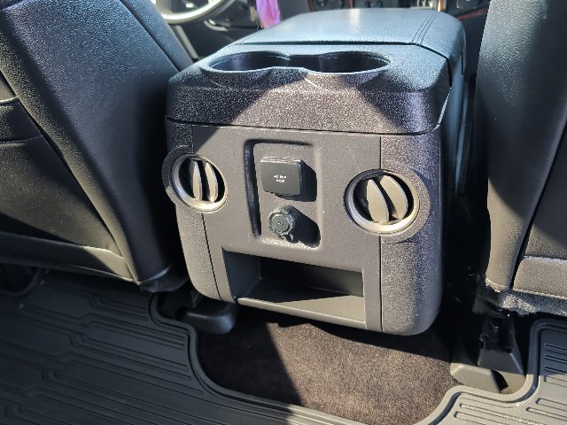 Used 2016 Ford F350 Lariat w/ Lariat Ultimate Package AWD/4WD image 35