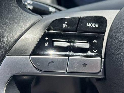 Certified 2024 Hyundai Tucson SEL w/ Convenience Package FWD image 28