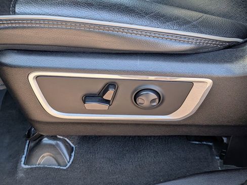 Used 2024 RAM 1500 Laramie AWD/4WD image 20