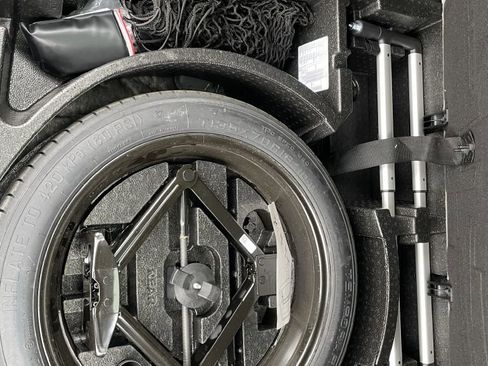 Used 2020 Cadillac XT5 Premium Luxury image 13