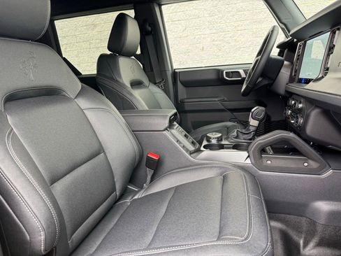 New 2025 Ford Bronco Badlands image 17