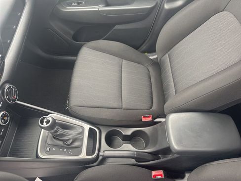 Certified 2026 Hyundai Venue SE image 27