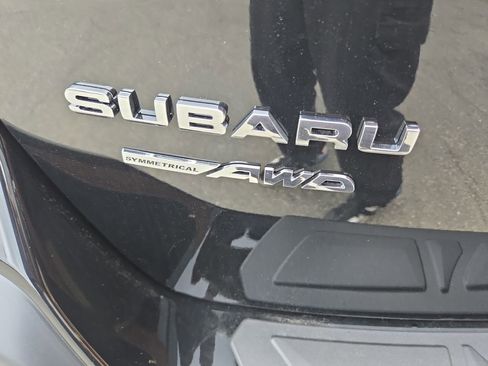 Certified 2025 Subaru Outback Limited image 16