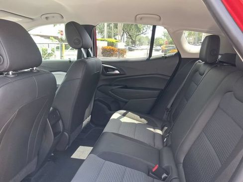 Used 2026 Chevrolet Trax LT FWD image 6