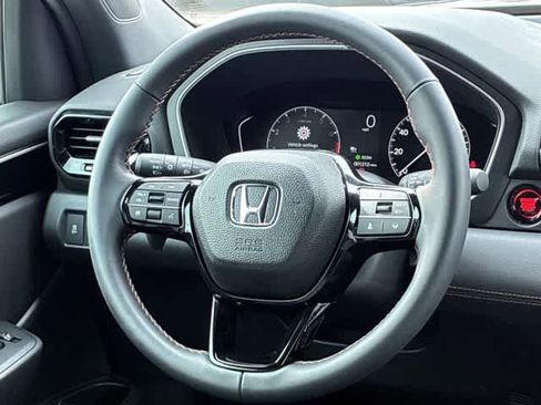 Certified 2025 Honda Pilot Sport image 23