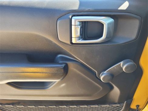 Used 2019 Jeep Wrangler Sport image 22