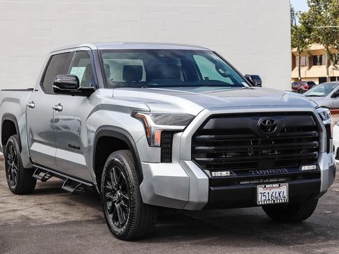 Used 2026 Toyota Tundra Limited AWD/4WD image 3