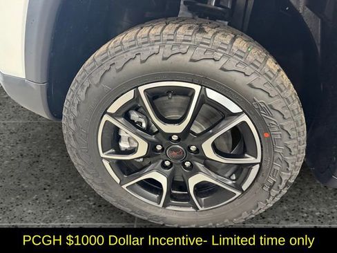 New 2026 Jeep Compass Trailhawk image 24