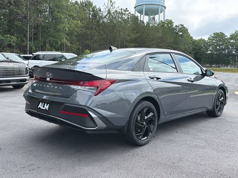 New 2026 Hyundai Elantra Sport FWD image 6