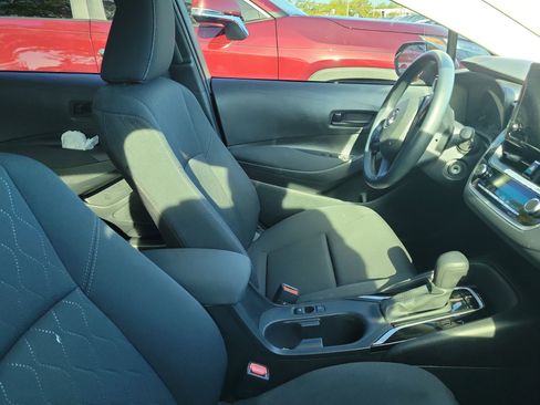 Used 2023 Toyota Corolla LE FWD image 10