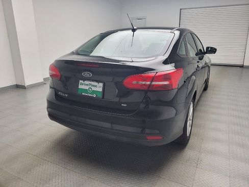 Used 2016 Ford Focus SE FWD image 7