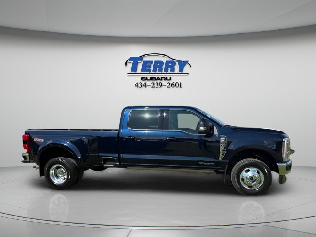 Used 2025 Ford F350 Lariat w/ Lariat Ultimate Package AWD/4WD image 1