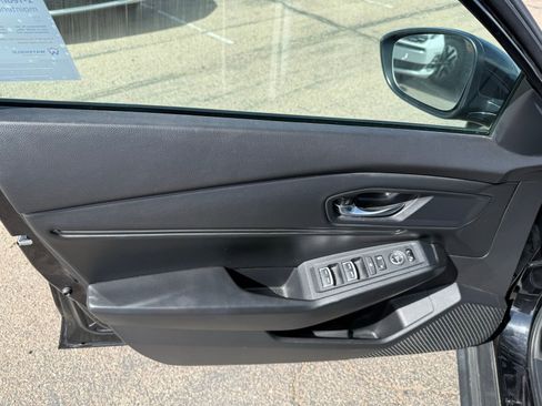 Used 2023 Honda Accord EX image 9