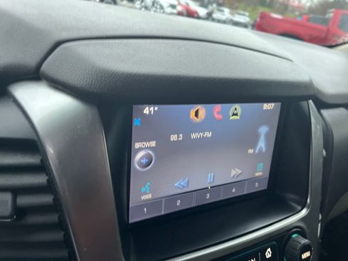 Used 2015 Chevrolet Tahoe LTZ image 14