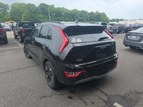 Used 2023 Kia Niro Wind w/ Wind Preserve Package FWD image 6