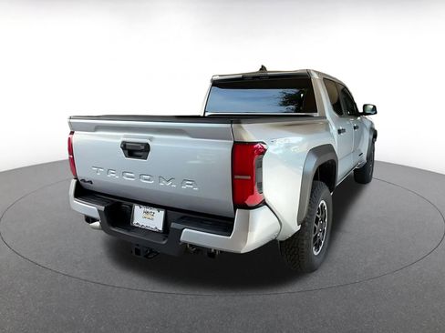 Used 2025 Toyota Tacoma TRD Off-Road image 14