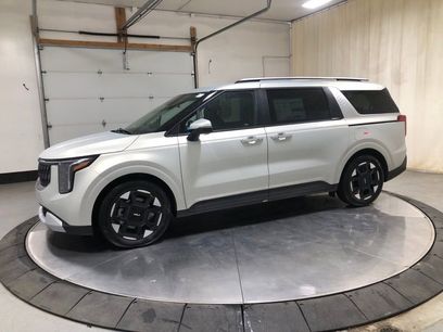 New 2026 Kia Carnival EX